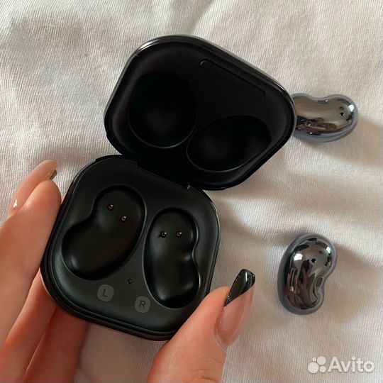 Наушники samsung galaxy buds live