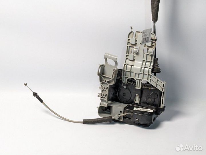 Замок двери передний правый Hyundai Sonata YF G4KD