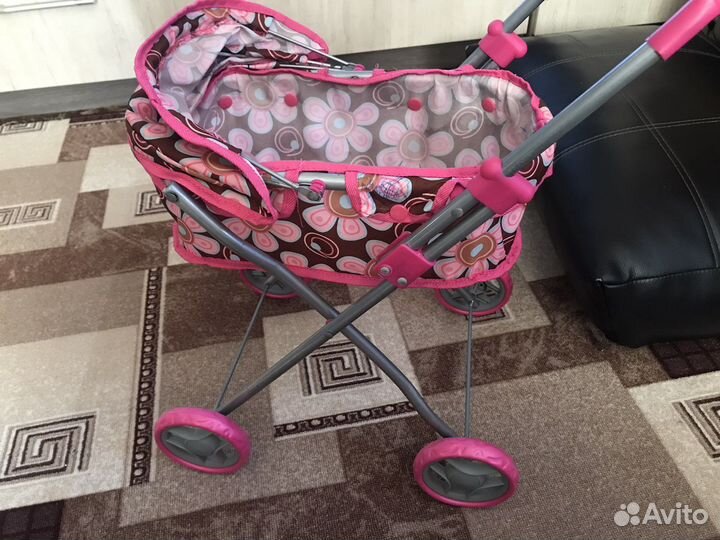 Коляска для кукол