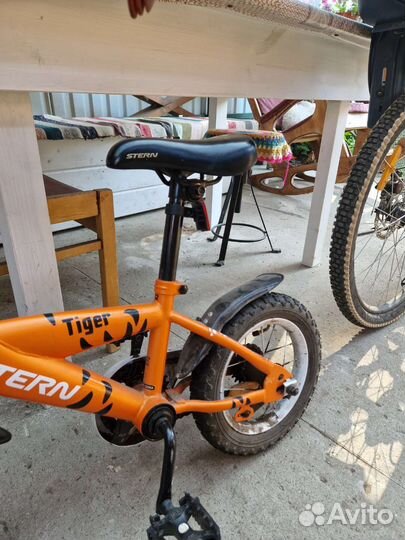 Детский велосипед четырехколесный 12