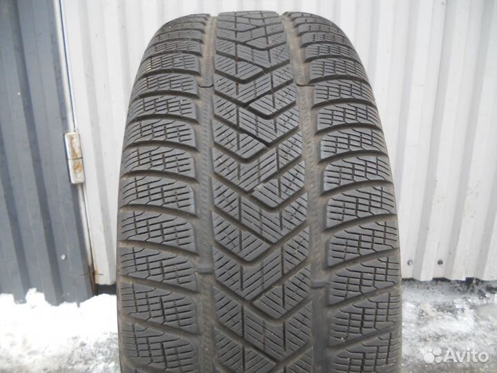 Pirelli Scorpion Winter 265/60 R18 114H