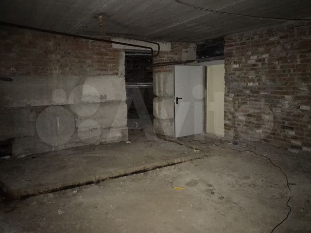 Нежилое помещение подвал. Кооперативы хозяйственных кладовых в самаре. Продается подвальное помещение. Подвальное помещение строителей 13. Луговского 3 цокольные помещения.
