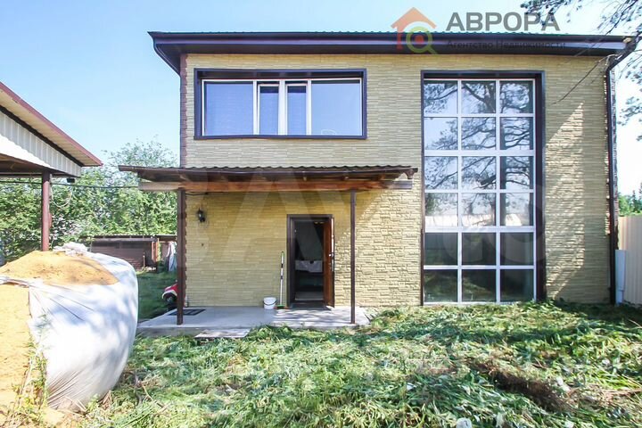 Дом 180 м² на участке 5,5 сот.