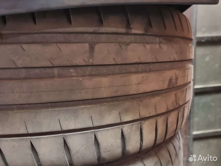 Michelin Pilot Sport 4 225/40 R18