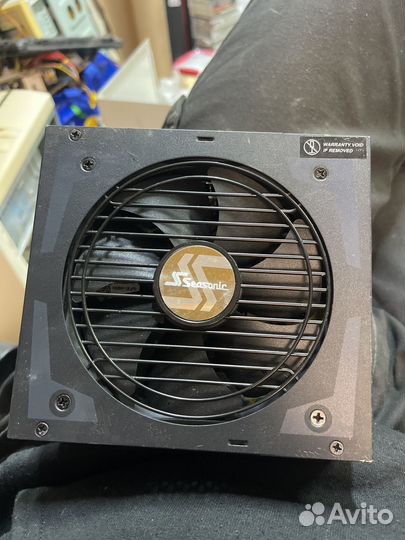 Блок питания seasonic focus 650w