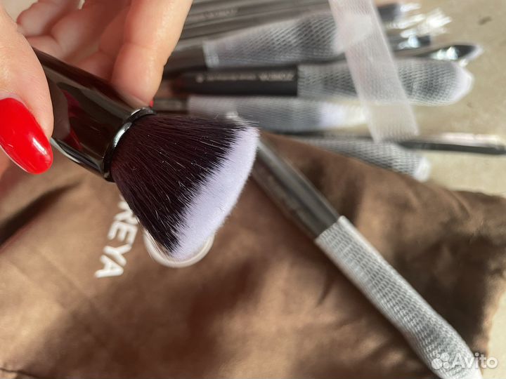 Новые кисти для макияжа