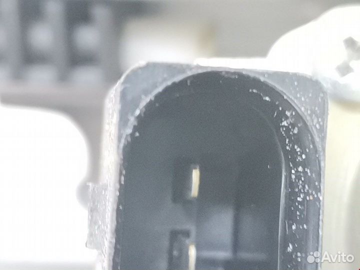 Стеклоподъемник передний правый Ford Focus рест