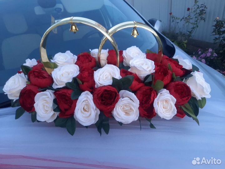 Свадебные украшения для автомобиля