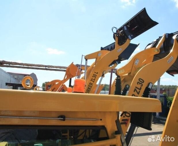 Фронтальный погрузчик Worker ZL30, 2023