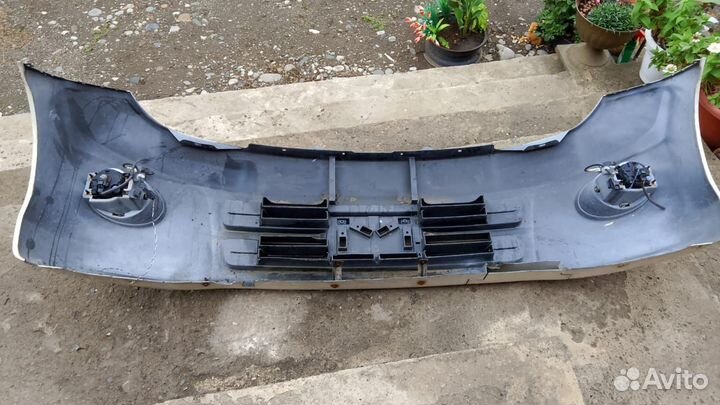 Бампер передний nissan elgrand е51