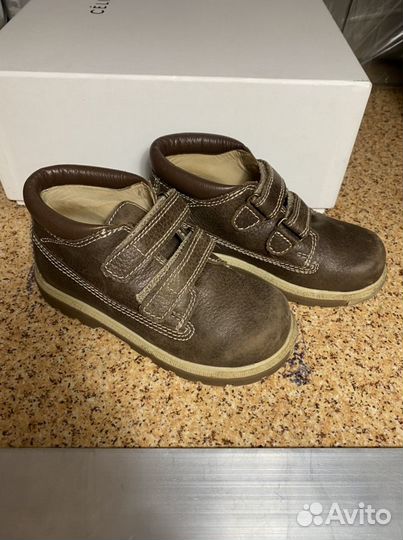 Ботинки осенние для мальчика, Chicco, размер 28