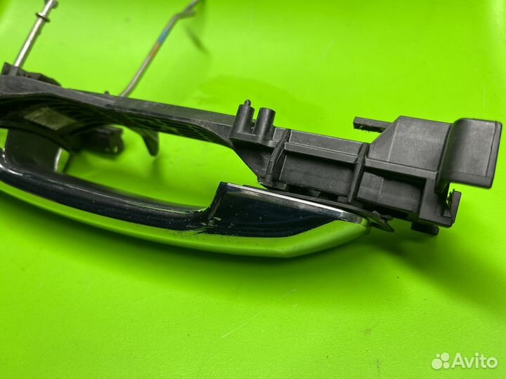 Ручка двери левая Toyota Sequoia 2008-2017