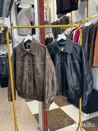 Кожаная куртка женская весенняя