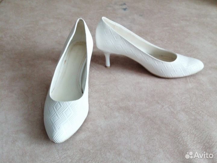 Туфли женские р 41 (по стельке 26,5). Кожа