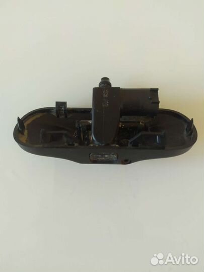 Форсунка омывателя лобового стекла VW Tiguan