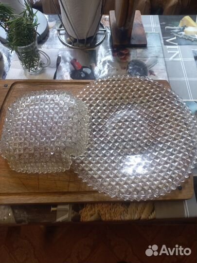 Блюдо для торта и сухарница. Стекло