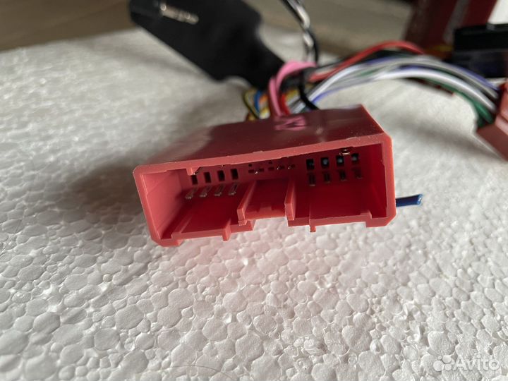 Адаптер кнопок руля и магнитолы Mazda 3