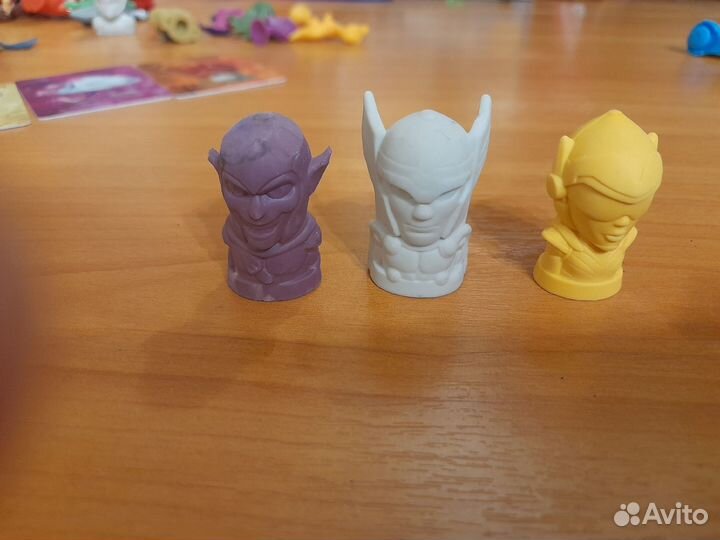 Детские игрушки (большинство коллекционные)