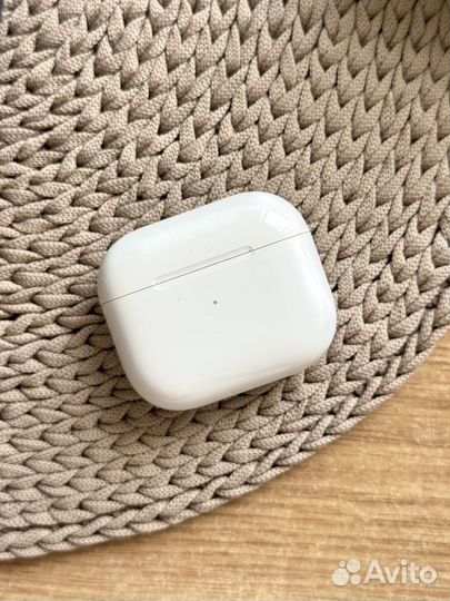 Наушники apple airpods 3 левый и зарядный кейс