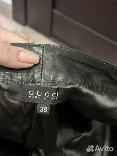 Бермуды кожанные бренда Gucci оригинал