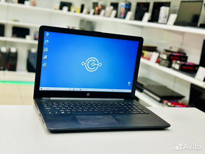 Ноутбук HP / Pentium N3710 / 8G / SSD 256G