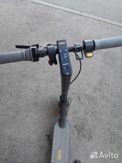 Ninebot kickscooter max g30p 413км