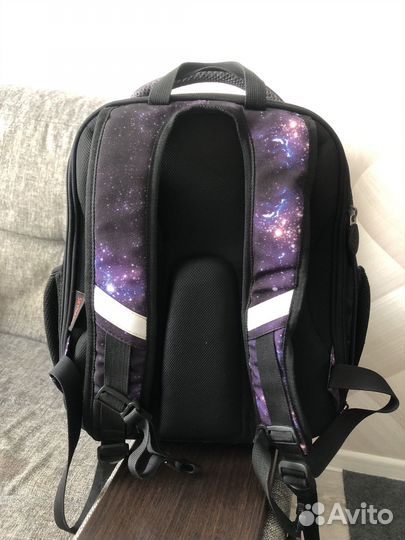 Рюкзак школьный для начальных классов