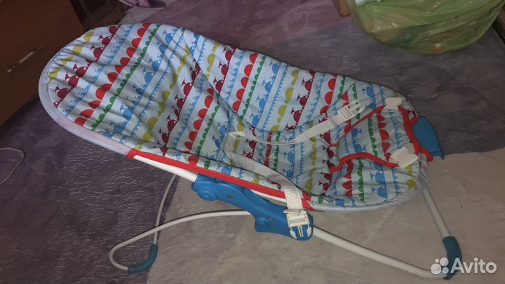 Шезлонг детский