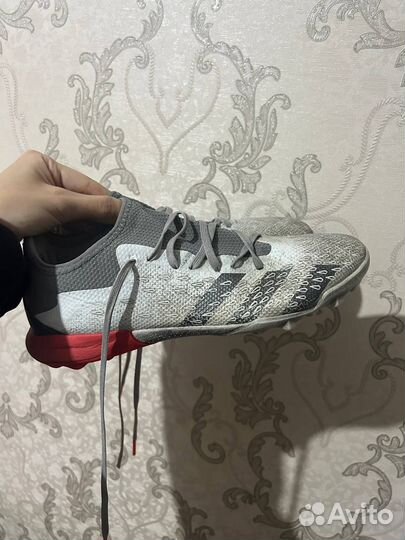 Бутсы adidas predator
