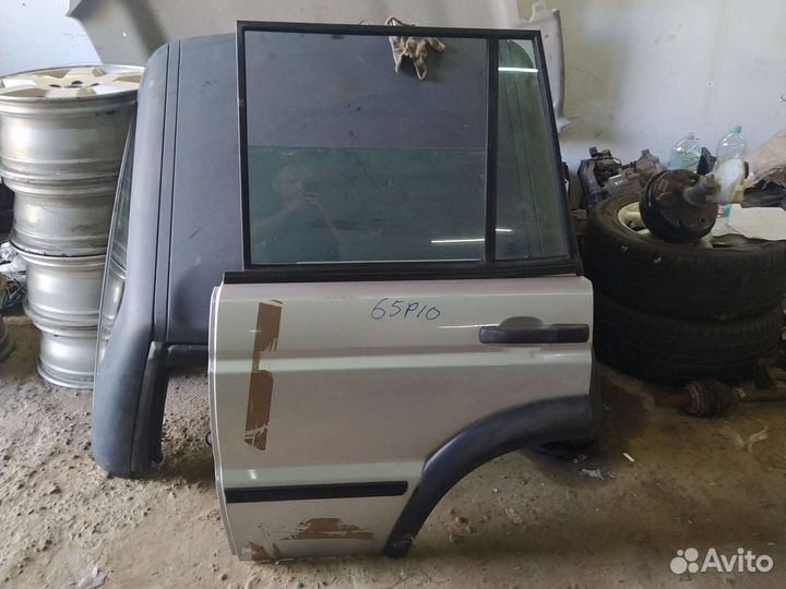 Дверь задняя левая Discovery 2