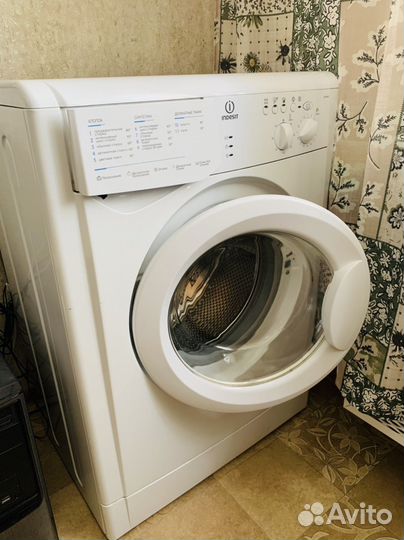 Стиральная машина indesit на запчасти