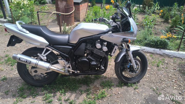Yamaha fzs600 fazer