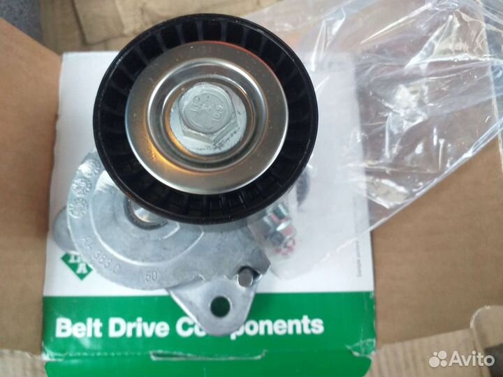 Натяжитель ремня приводного Mitsubishi