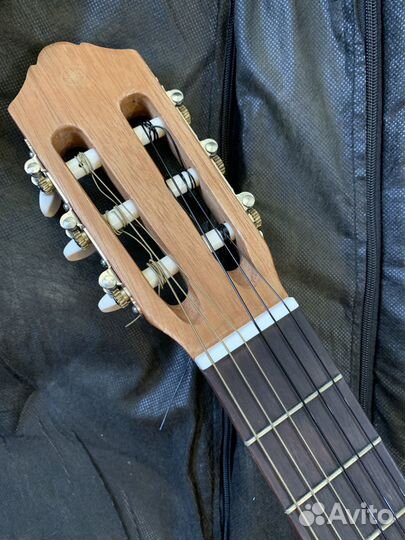 Гитара Yamaha c40m