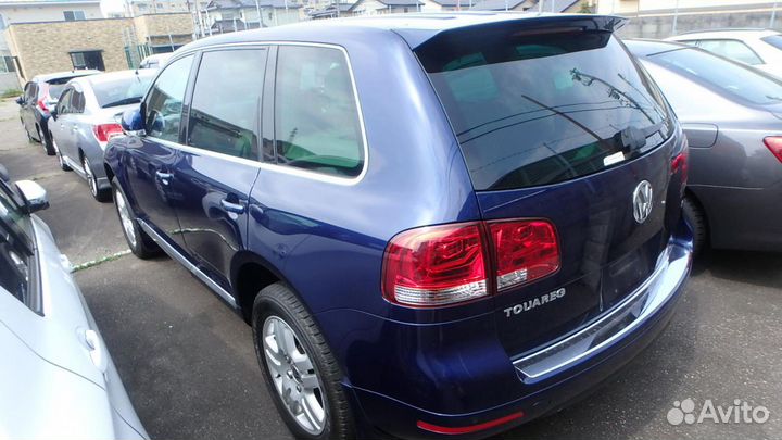 VW Touareg продается по запчастям (дорестайлинг)