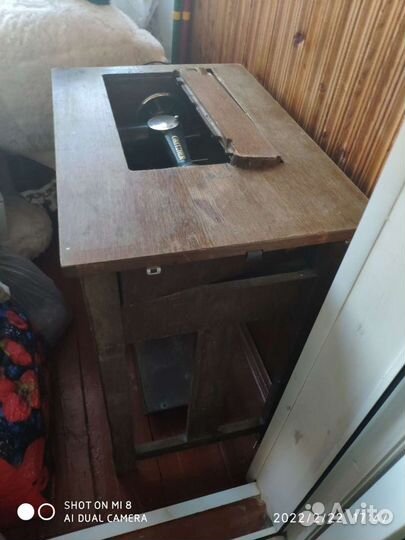 Gritznerшвейная машинка Германия, челночная, с нож