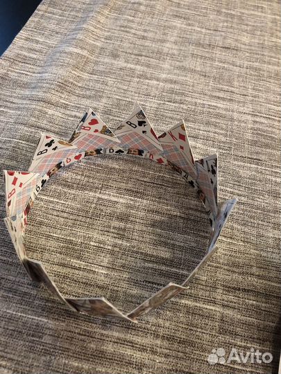 Корона из карт