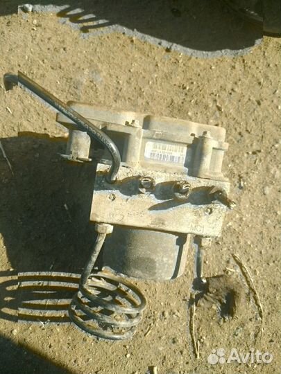 Блок ABS Mitsubishi Colt 1,3 механика 2006 г