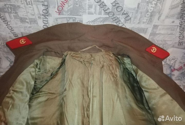 Плащ военный 50 СССР со знаками отличия