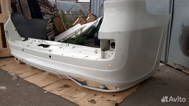 Бампер задний Lexus LX570