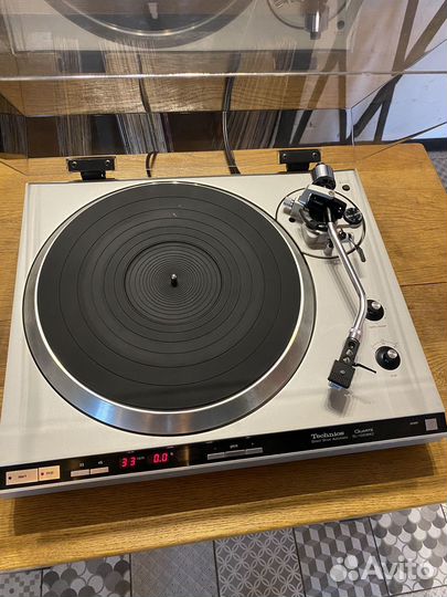 Проигрыватель винила Technics sl-1300mk2