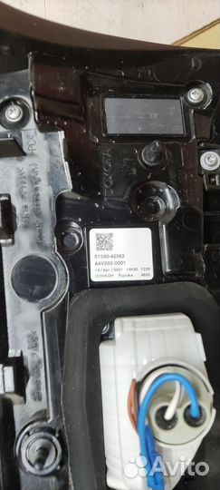 Фонарь задний левый Toyota Rav4 XA50