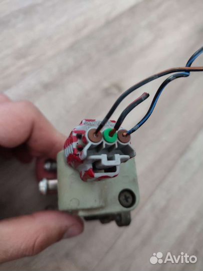 Клапан холостого хода