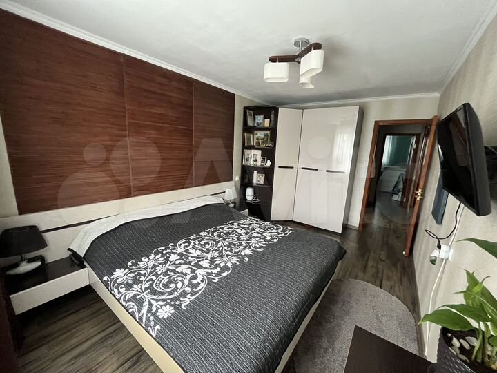 4-к. квартира, 81,1 м², 2/5 эт.