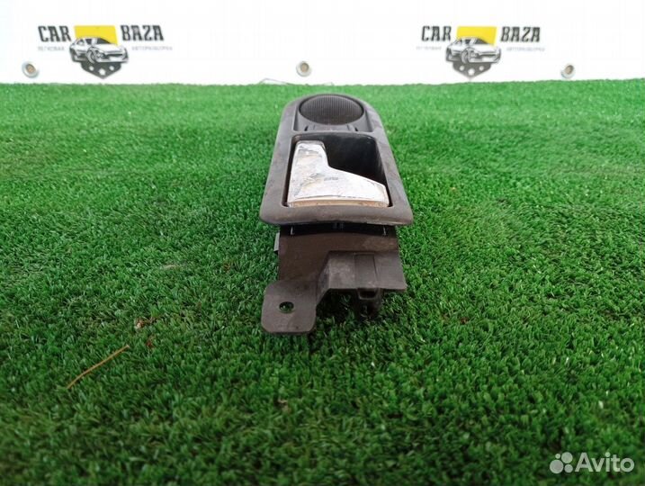 Ручка двери внутренняя задняя правая R