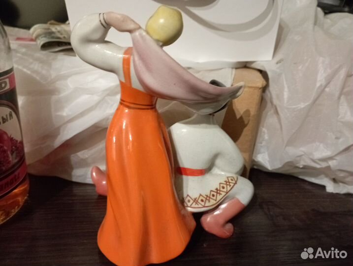 Фарфоровая статуэтка СССР Русский танец