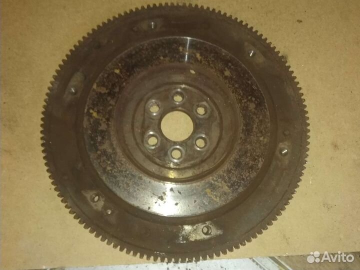 Маховик ваз 2114