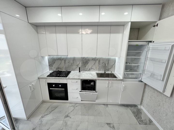 2-к. квартира, 55 м², 17/18 эт.