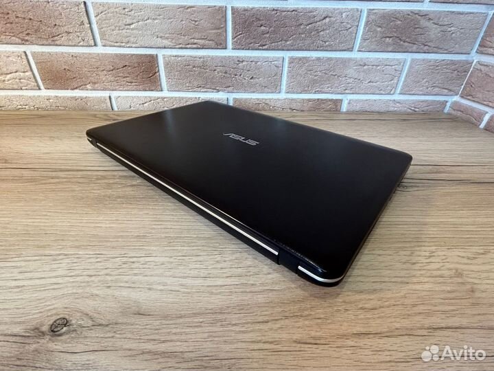 Asus K540UB-GQ786T(core I3-7020U+geforce MX110-2GB