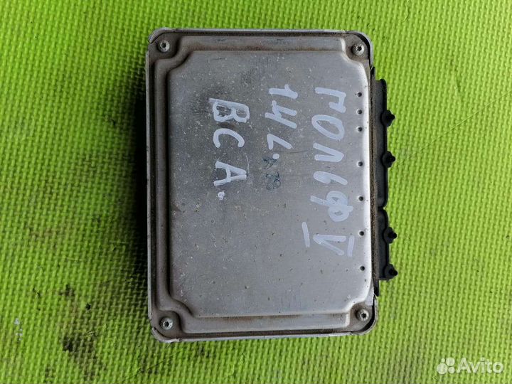 Блок управления двигателем Фольксваген Гольф 5+